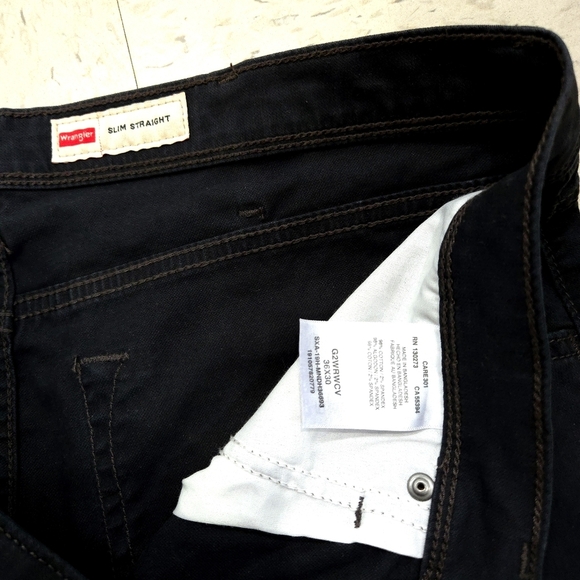 Wrangler | Men's Black Slim Straight Jeans 36x30 - Picture 8 of 11